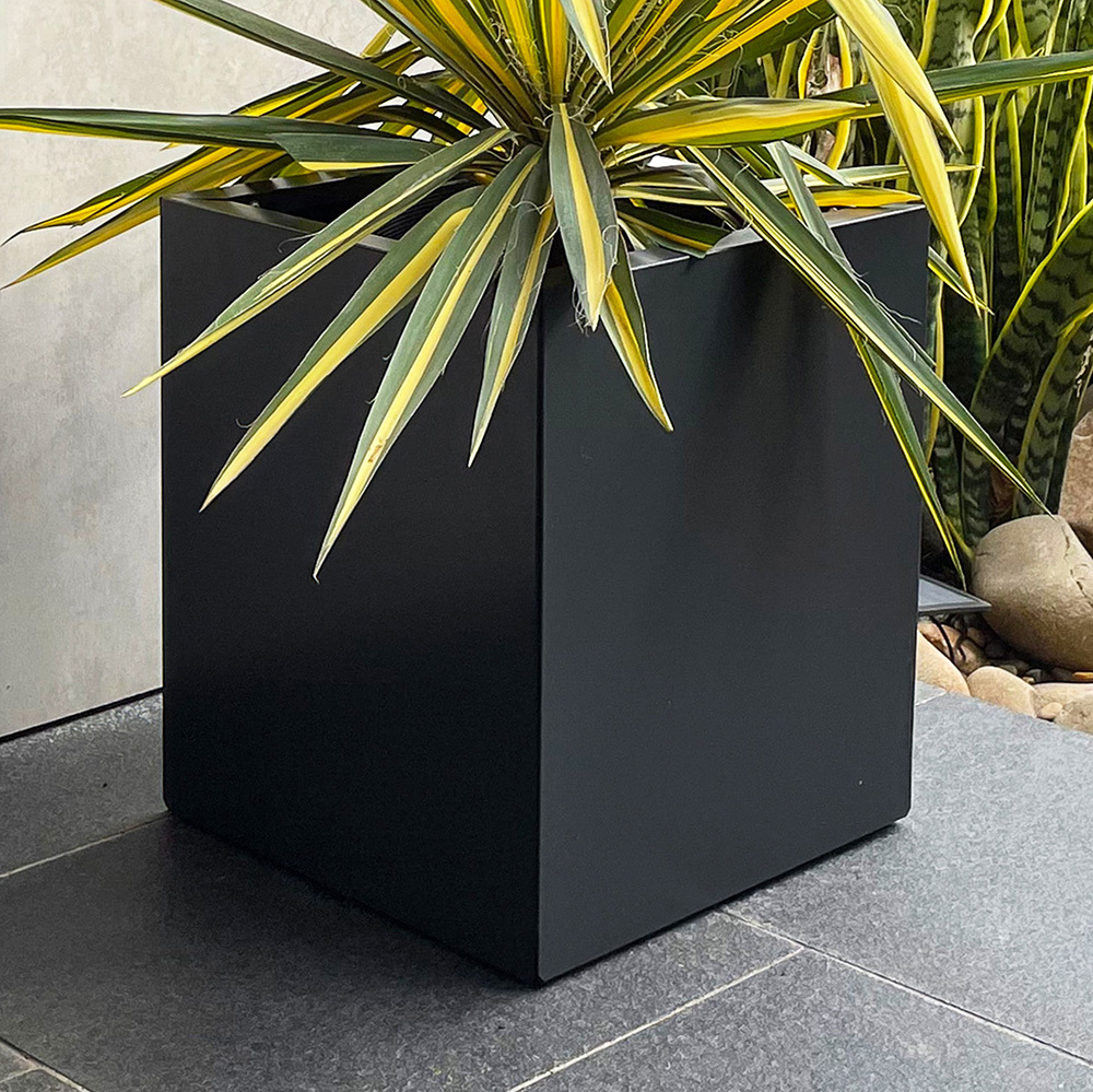 Oren Galvanised Steel Planter Box