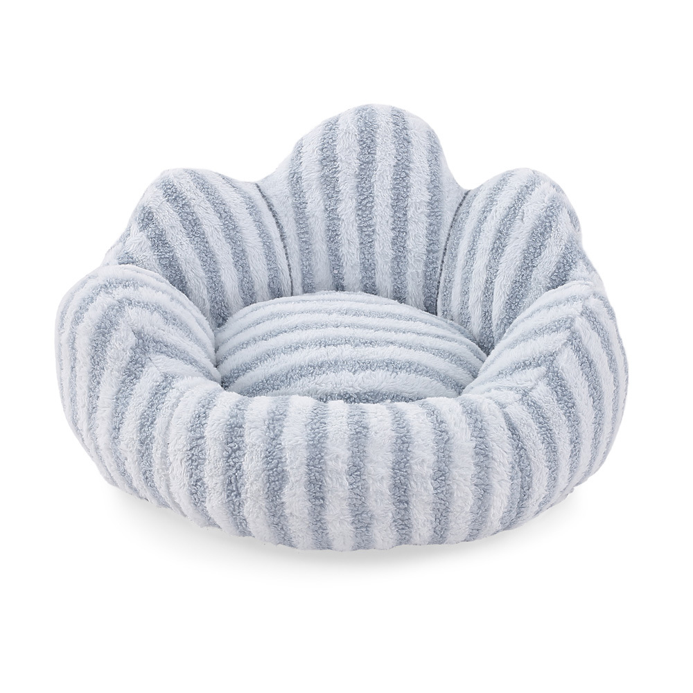 Pippin Paw-Shaped Dog Bed