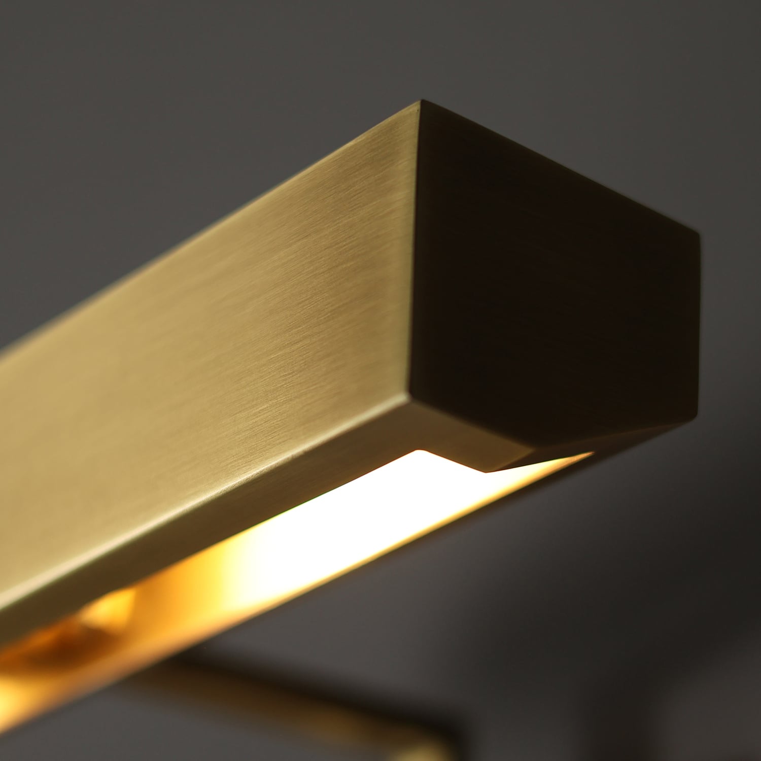 Laurel Antique Brass 3-Light Picture Light
