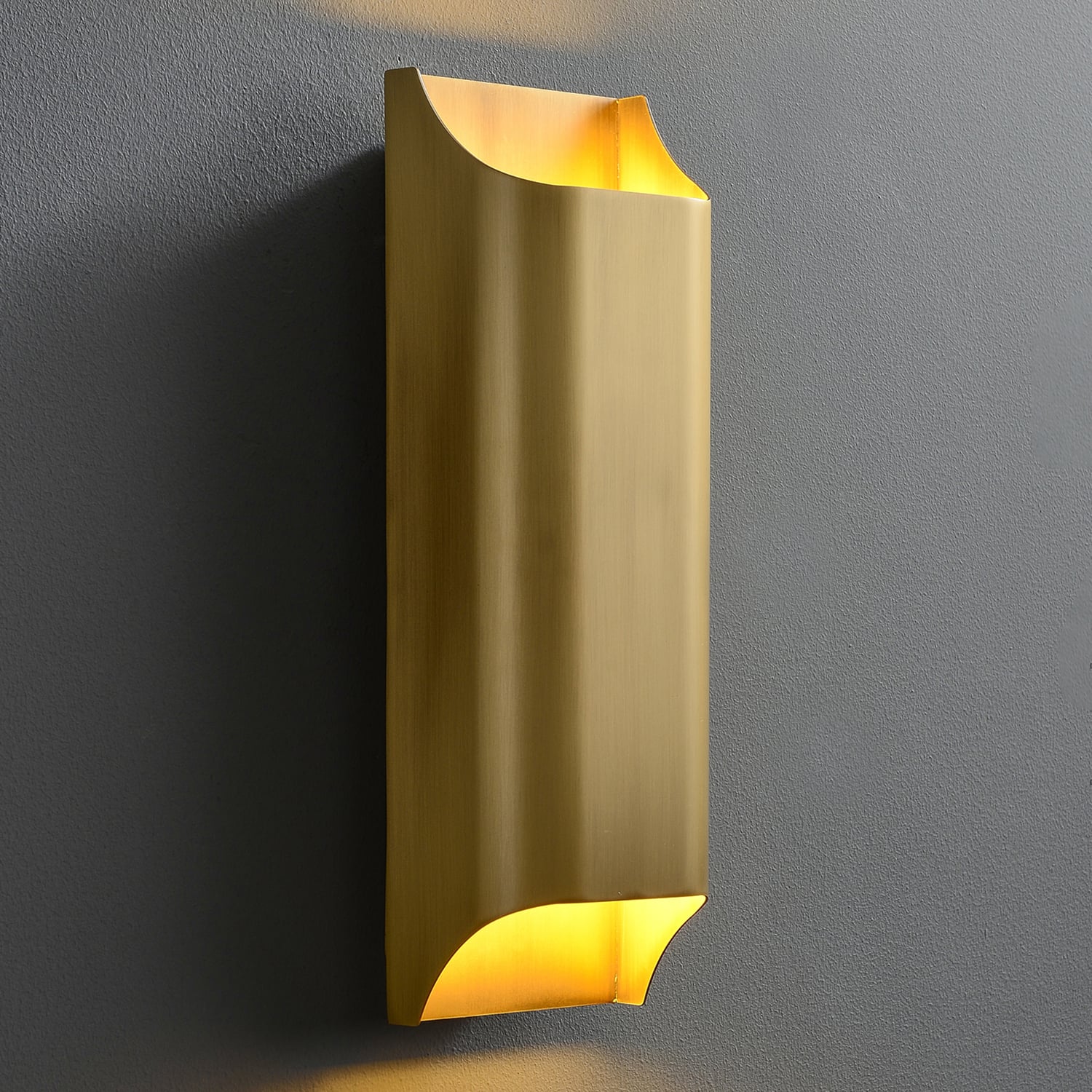 Daxbury Antique Brass 2-Light Wall Sconce