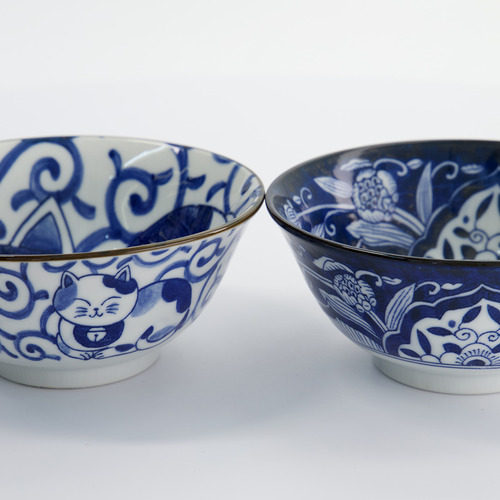 4 Piece Kawaii Cat Neko Swirl Cat Bowl and Chopsticks Set