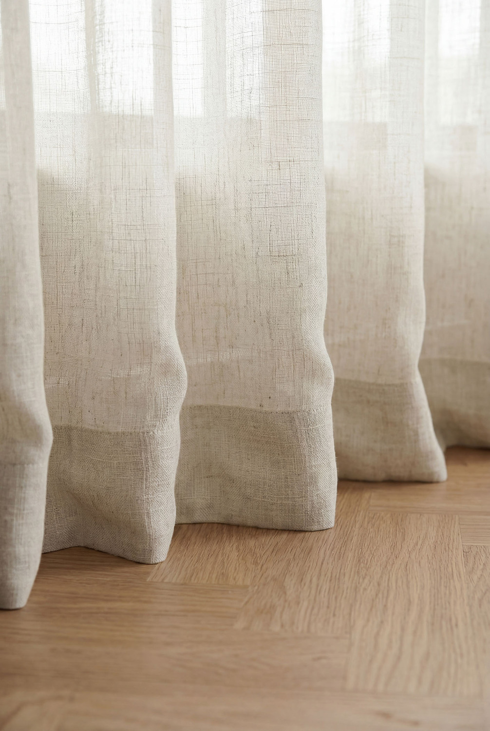 Taormina Sheer Single Panel Curtain
