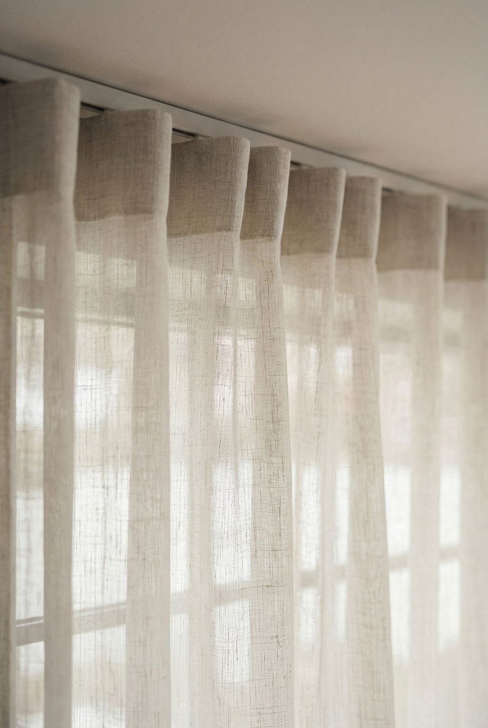 Taormina Sheer Single Panel Curtain