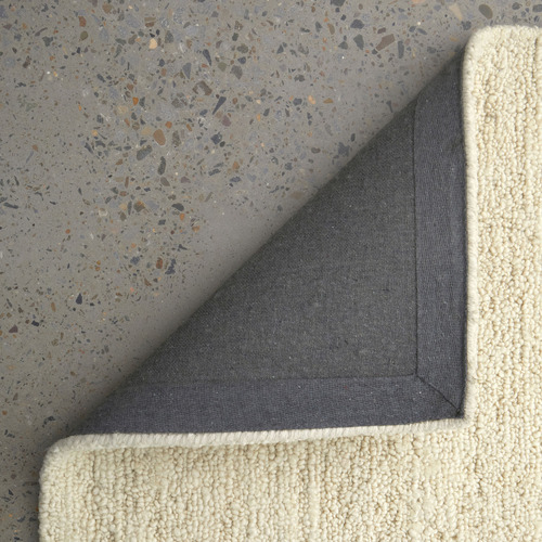 Cream Embrace Hand-Tufted Wool Rug