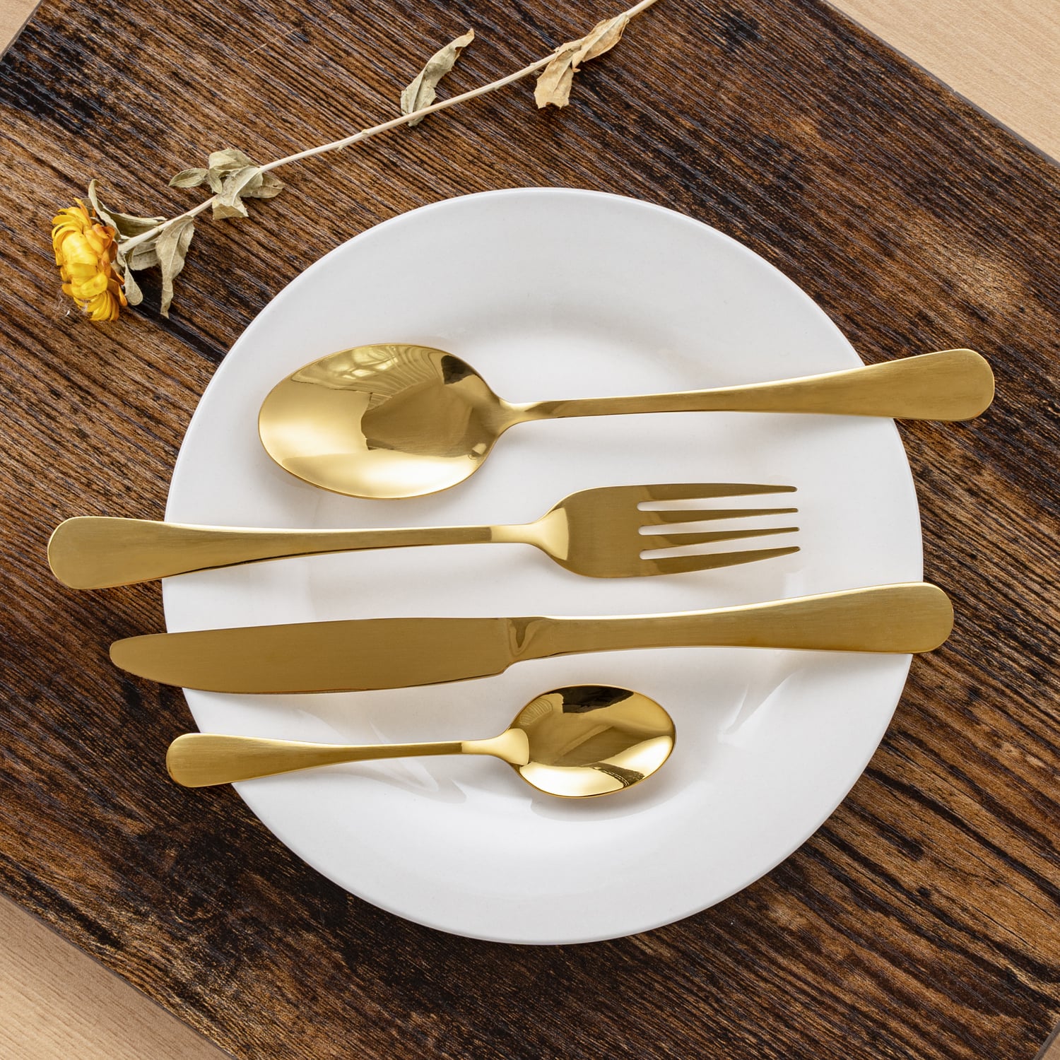 24 Piece Stainless Steel Cutlery Set