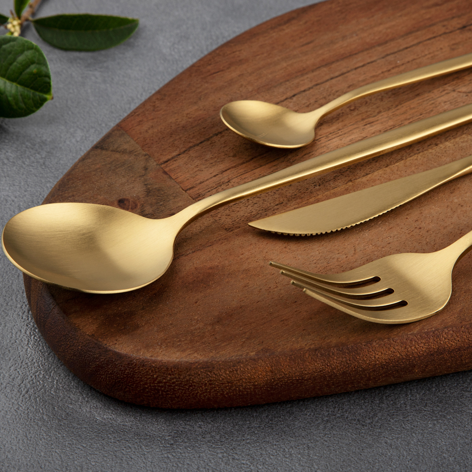 24-Piece-Mari-Stainless-Steel-Cutlery-Set