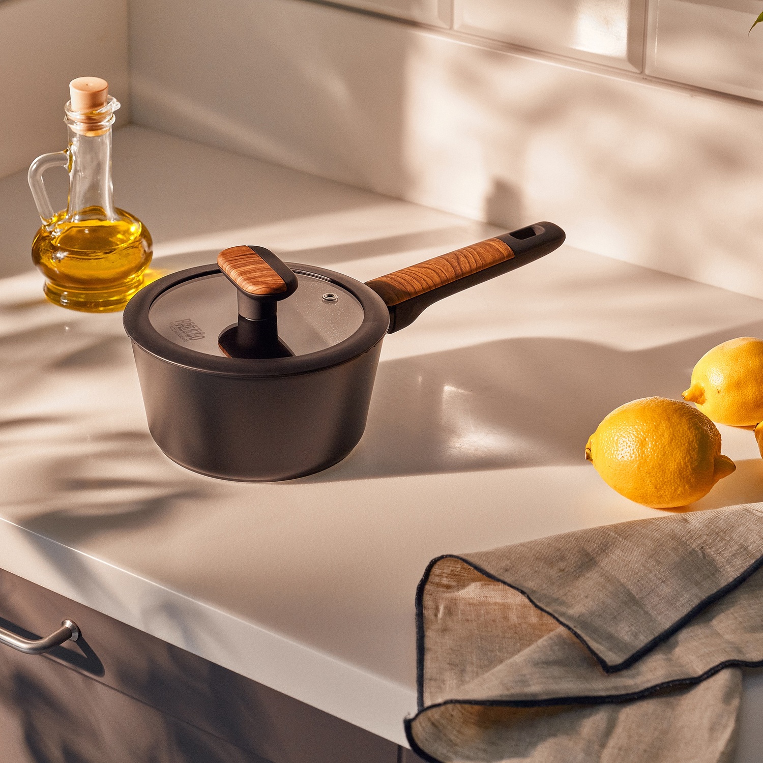 Resto Mon 1.4L Non-Stick Saucepan with Lid