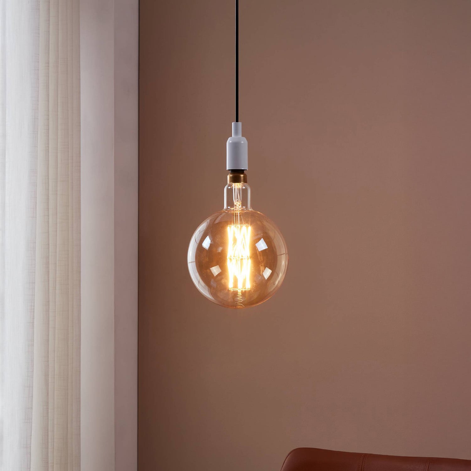 8W G200 E27 Dimmable LED Bulb