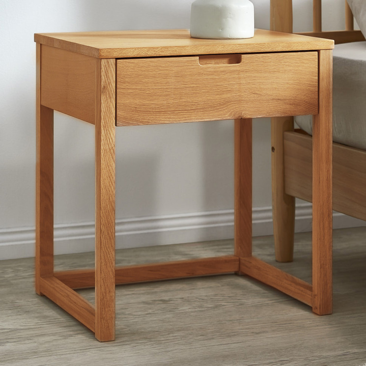 Kayla Bay by Temple & Webster Rustic Olwen Oak Wood Bedside Table