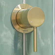 Kaya Shower/Bath Wall Mixer With 65mm Backplate