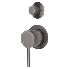 Axle Round Wall Mixer with Diverter