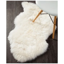 Natural White Sheepskin Rug