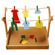 Q Toys Wooden Hanging Montessori Clothes Play Set