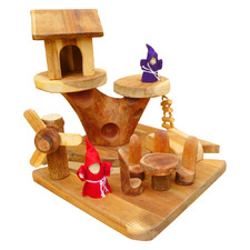 Q Toys Mini Wooden Gnome House