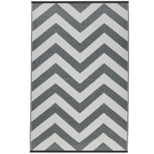 White & Paloma Laguna Chevron Outdoor Floor Mat