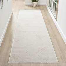 Pearl Belena Runner