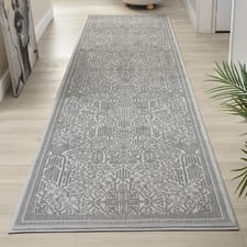 Nostra Traditional Runner