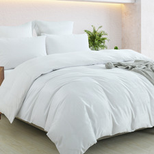 White Royal Comfort Velvet Quilt Cover Set