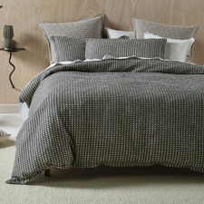 Shadow Cotswold Cotton Quilt Cover Set