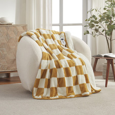Checkered Faux Fur Heated Throw