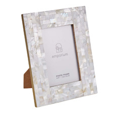 Cream Shell Pearl Photo Frame