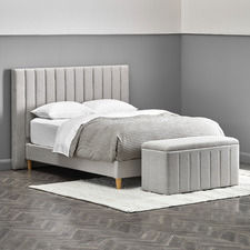 Oak White Charlotte Bedroom Set with Storage Ottoman