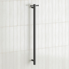 Leo Vertical Heated Towel Bar