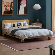 Bobble Pine Wood Ball Foot Bed