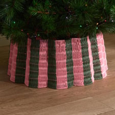 62cm Striped Scallop Christmas Tree Skirt
