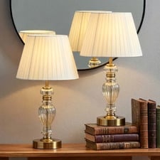Dahlia Iron Table Lamp