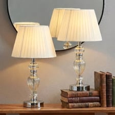 Dahlia Iron Table Lamp