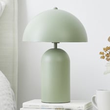 Lumiel Iron Table Lamp