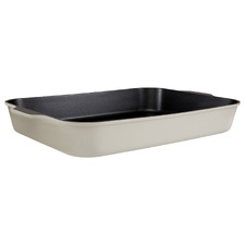 Maxwell & Williams Cast Lite 42.4cm Aluminium Roasting Pan