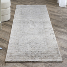 Kiarra Traditional  Runner