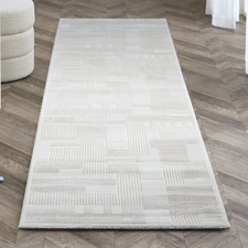 Raya Contemporary Runner