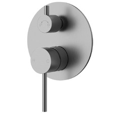 Garnet Shower/Bath Wall Mixer with Diverter