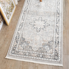 Isolde Medallion Runner