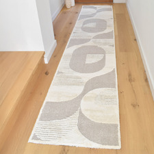 Analise Contemporary Runner