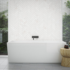 Orta Acrylic Free-Standing Bath
