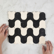 Toru Cream & Black Marble Mosaic Tile