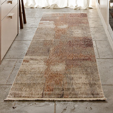 Dusk Sierra Distressed Runner