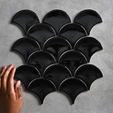Marin Gloss Black Fish Scale Porcelain Mosaic Tile