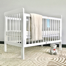 Sweet Pea White Anita Pine Wood Cot