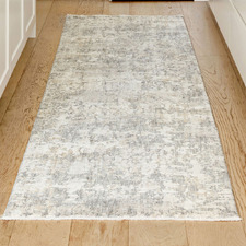 Slate Haze Abstract Runner