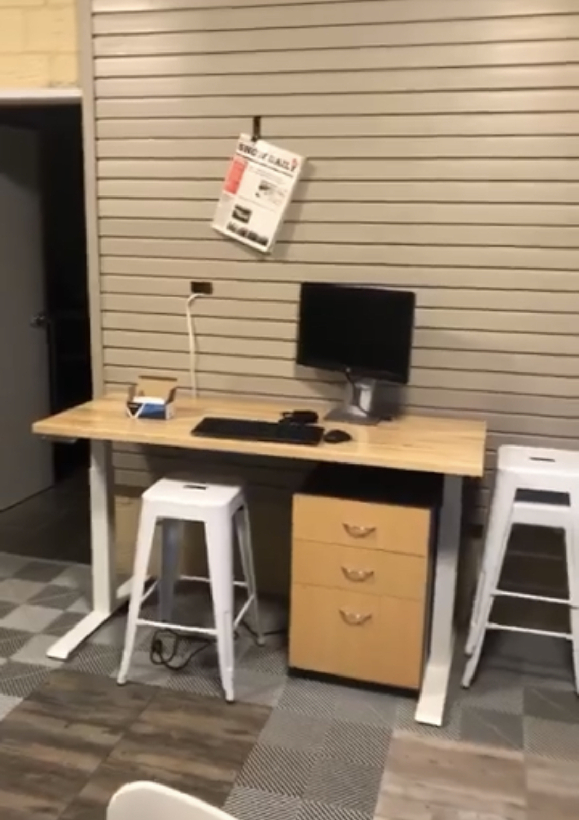 lazy maison standing desk