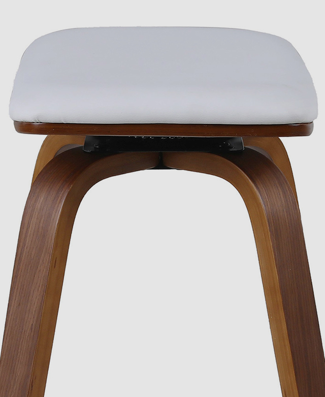 Foam-padded seat Foam-padded seat