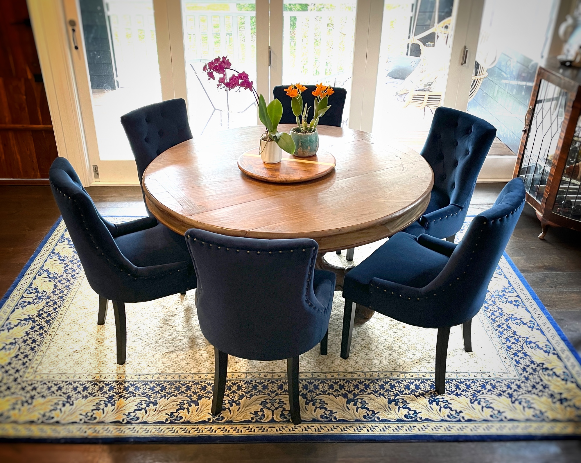 navy blue windsor chairs