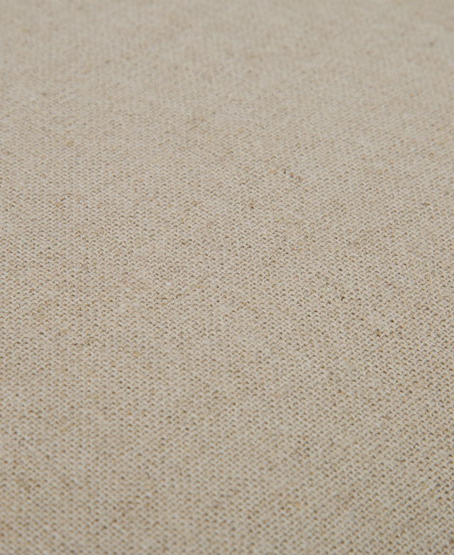 Tightly woven linen-cotton upholstery in a beige colour. Tightly woven linen-cotton upholstery in a beige colour.