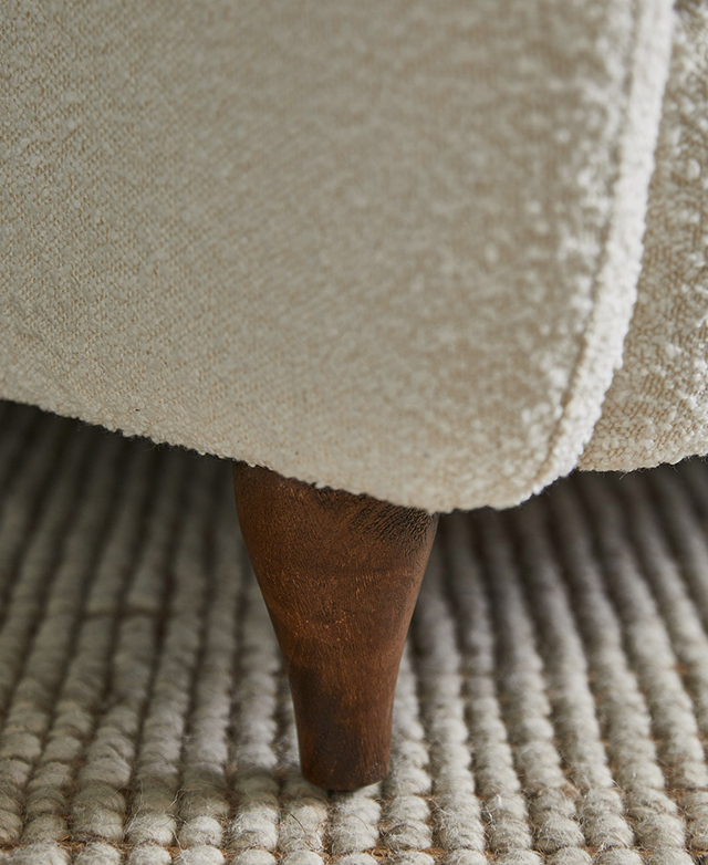 Walnut wood legs