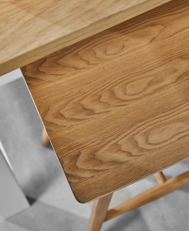 The top-down angle displays the seat and its rounded corners, along with the beautiful texture of the ash wood grain. The top-down angle displays the seat and its rounded corners, along with the beautiful texture of the ash wood grain.